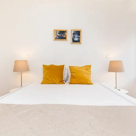 Apartment Graca Premium By Whome